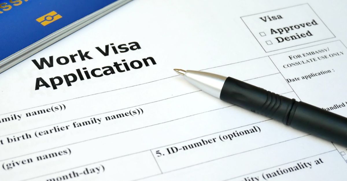 5 Common Work Visa Mistakes: Avoid Job Abroad Issues